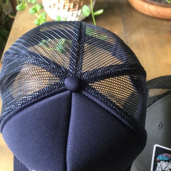 Trucker hats - Picture 5 of 8